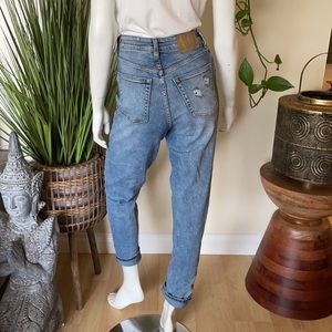 DIVIDED Mom Jeans Stretchy Distressed Light Blue Size 2 XS High Waist Rise Denim